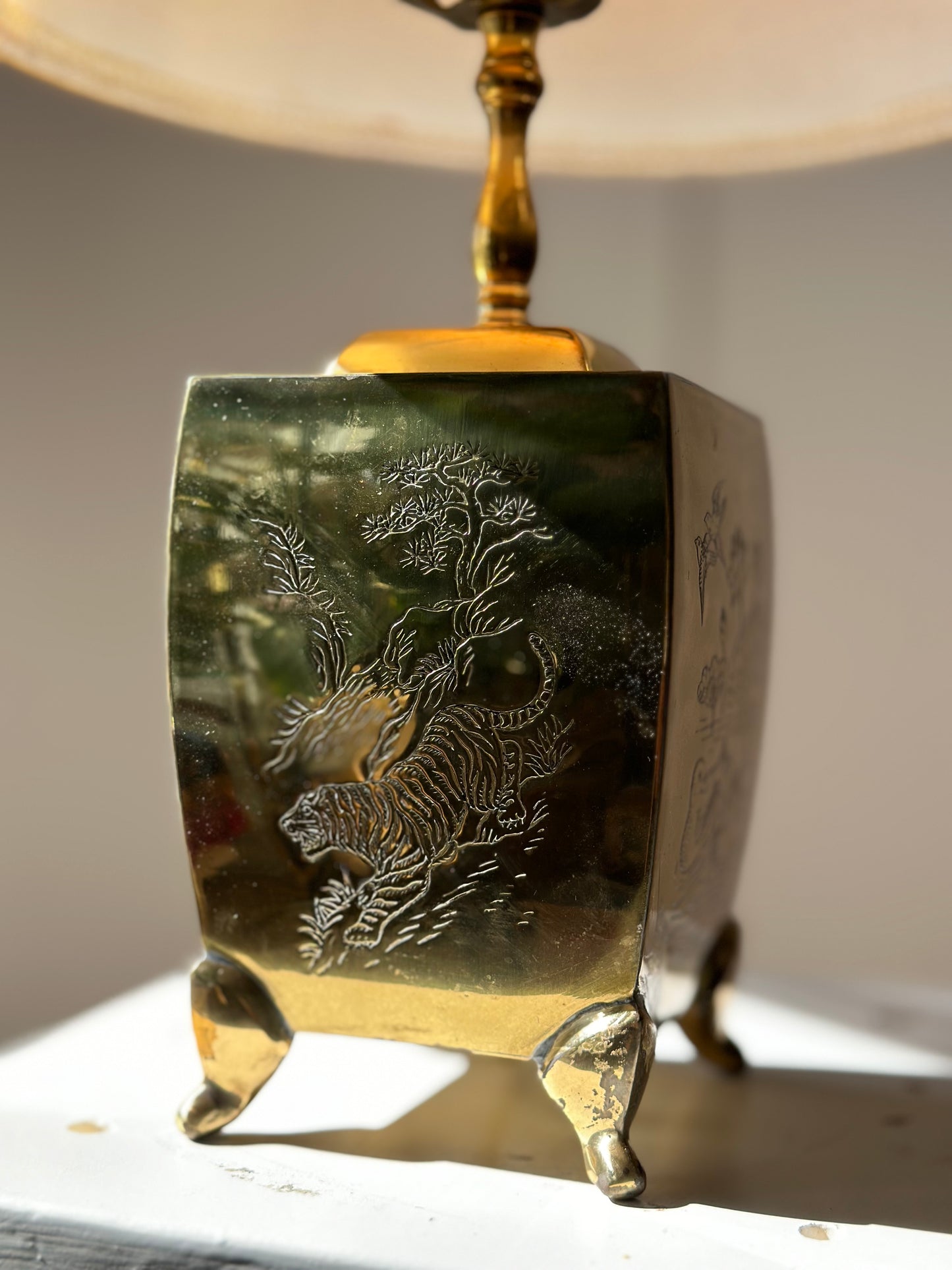 Vintage Brass Chinoiserie Gold Lamp