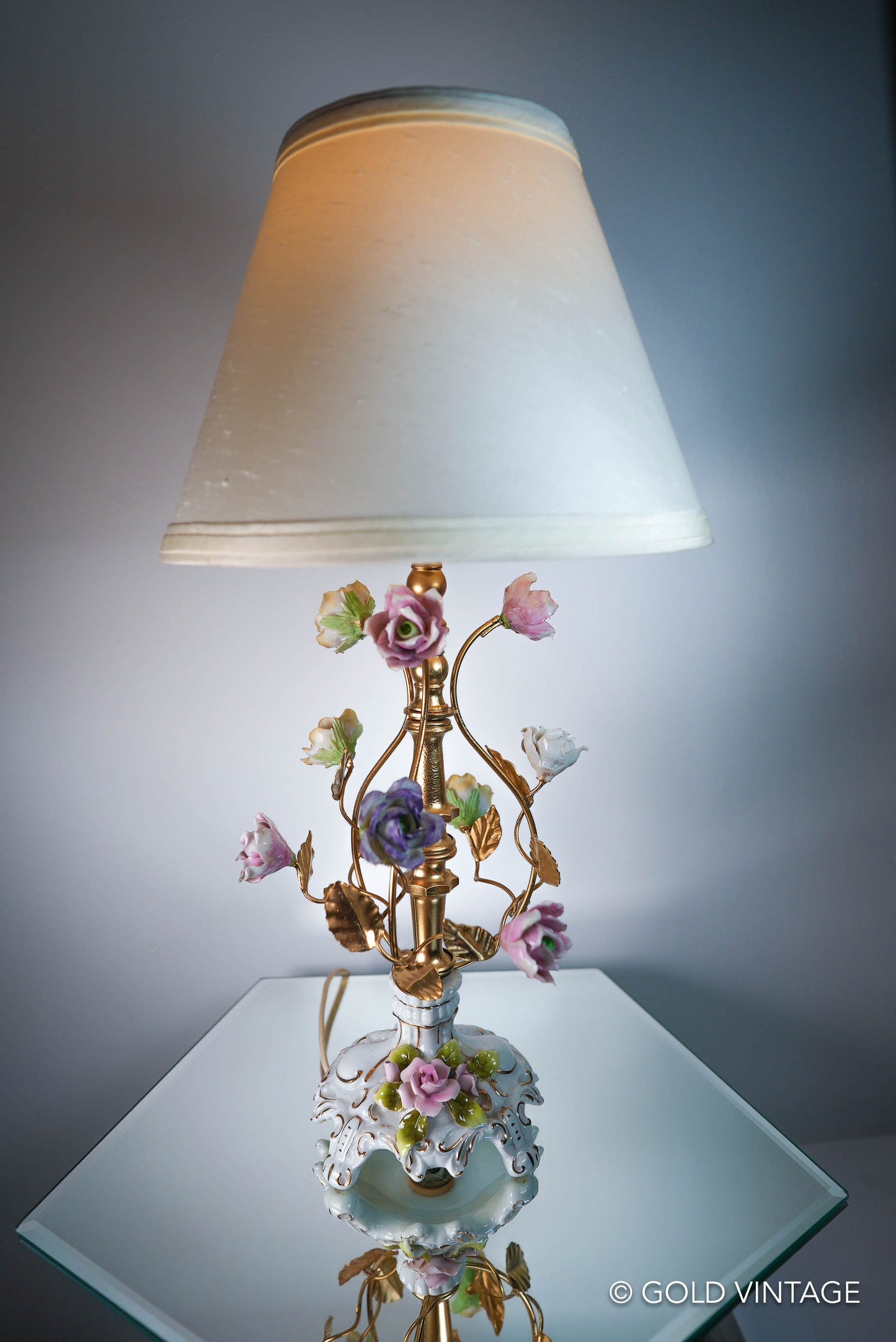 Jardin de Versailles Porcelain French Flower Lamp