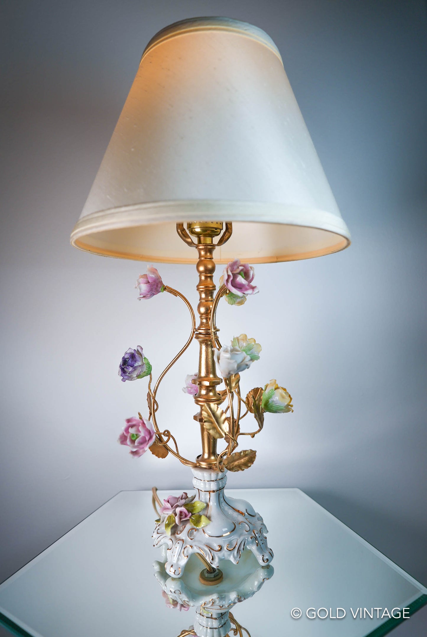 Jardin de Versailles Porcelain French Flower Lamp