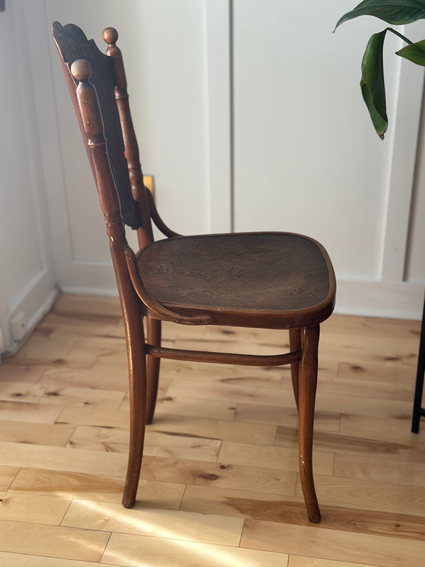 Antique Bistro Wooden Chair Austria by Michael Thonet 1880