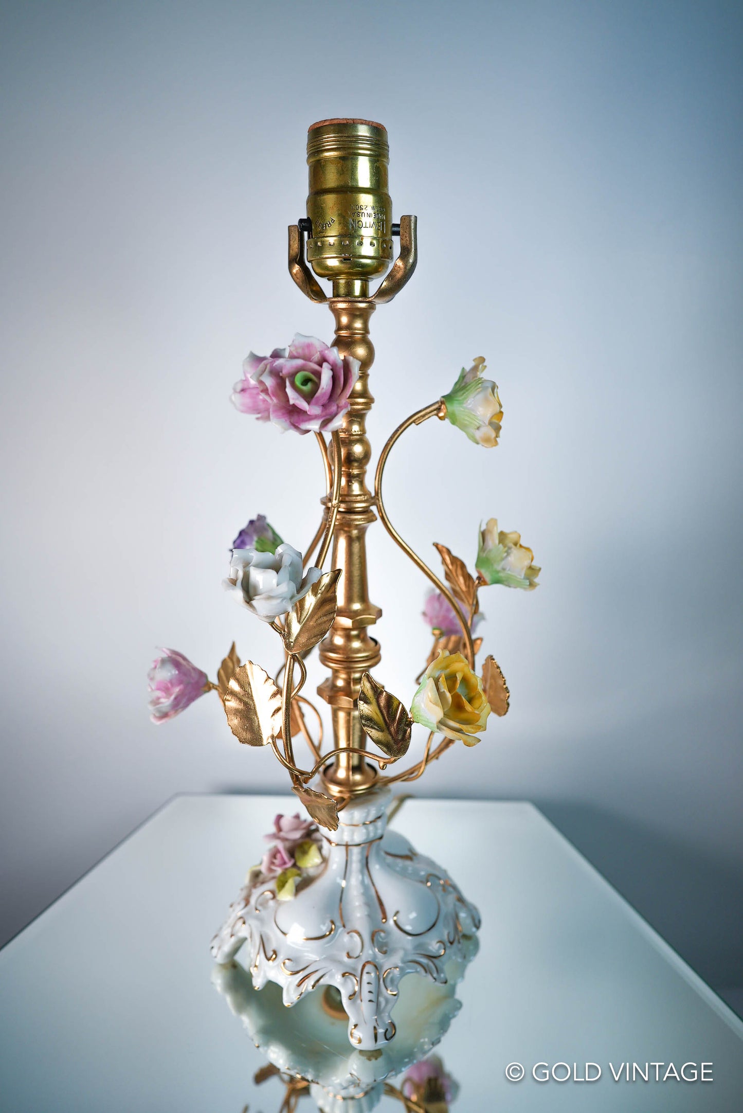 Jardin de Versailles Porcelain French Flower Lamp