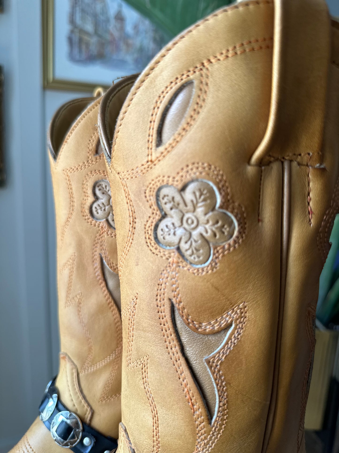 Vintage Leather Cowboy Boots with Boot Straps Size 6.5