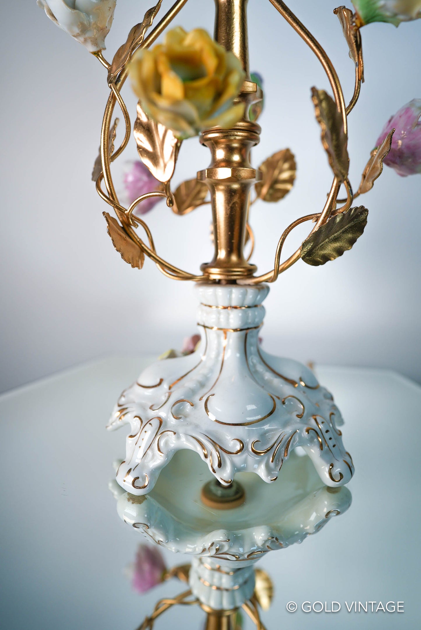 Jardin de Versailles Porcelain French Flower Lamp