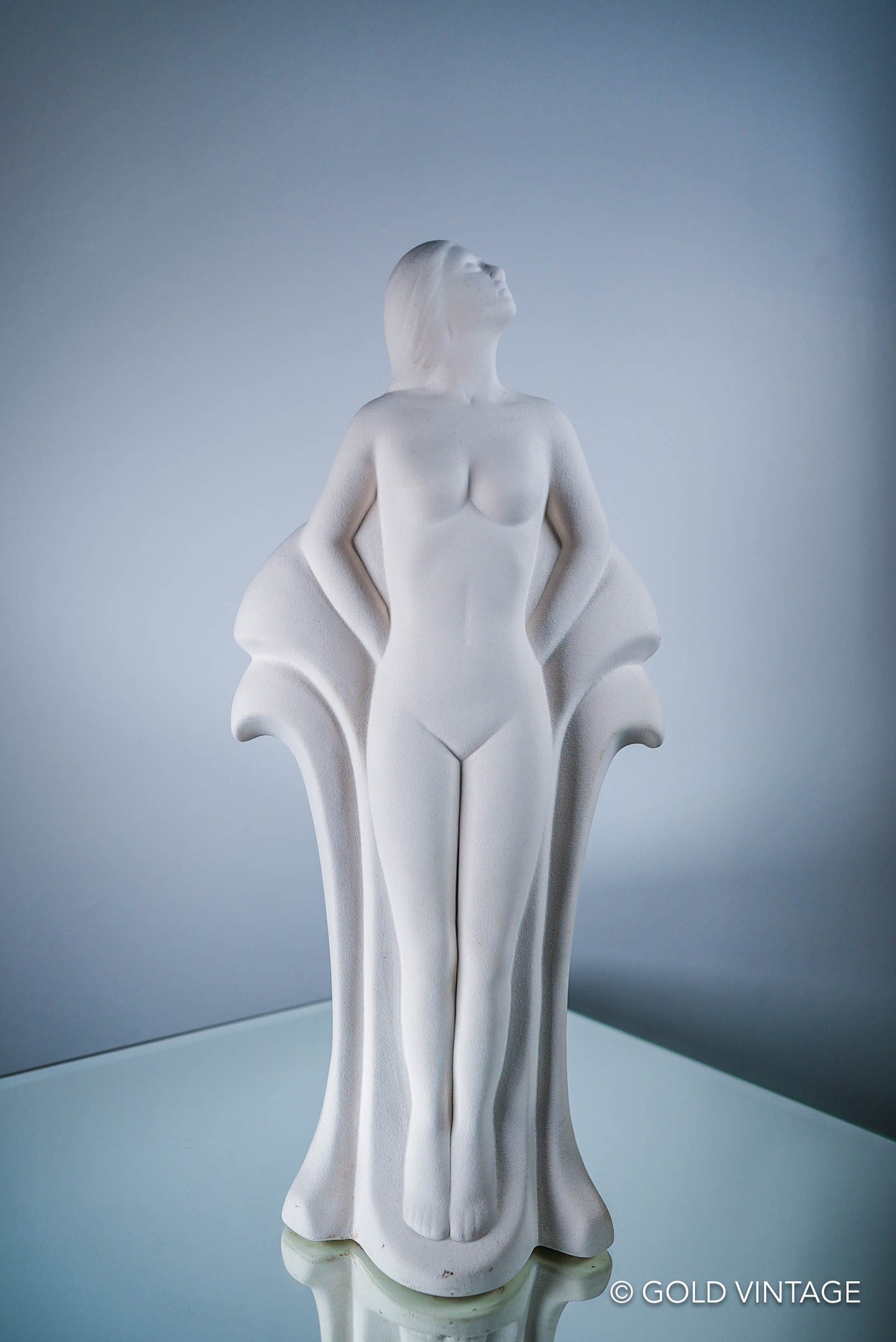 Venus rising from the waves - Vintage Art Deco ‘80s Ceramic Sculpture