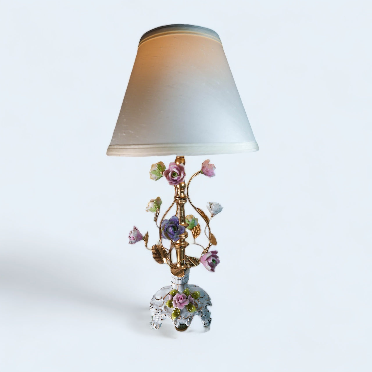 Jardin de Versailles Porcelain French Flower Lamp